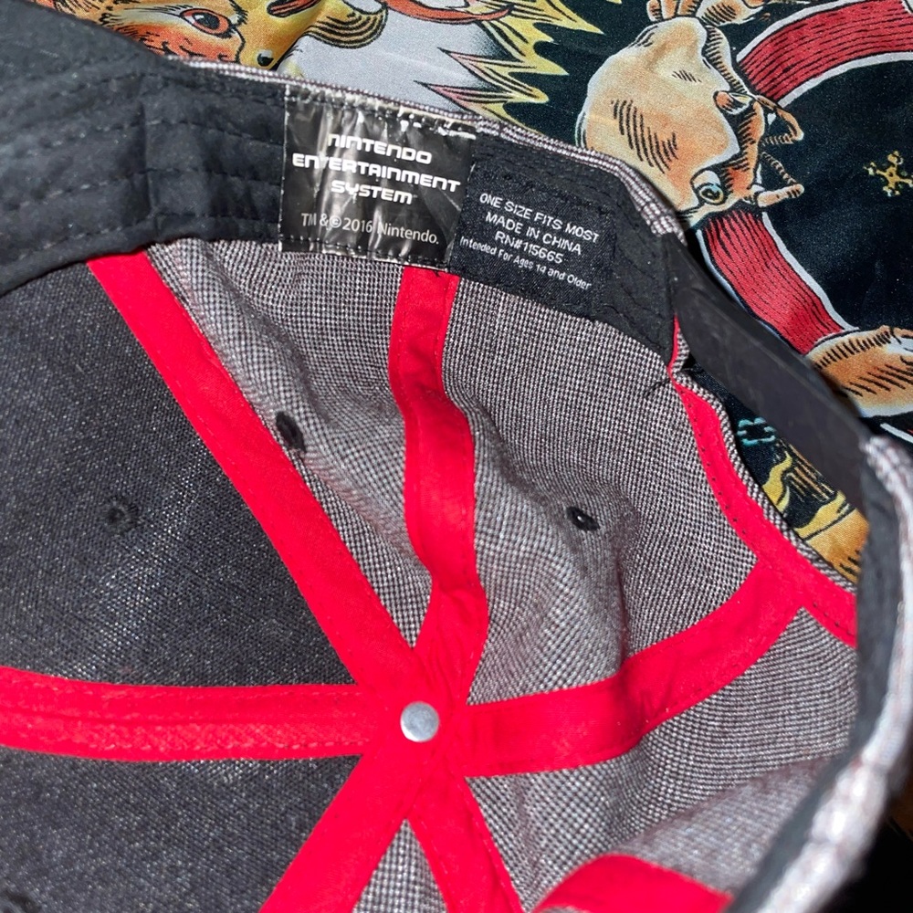 Nintendo Controller snapback hat - Picture 2 of 2